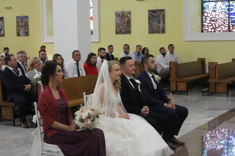 FOTO: Zavoljeli se na susretima iseljenih, ona zbog njega naučila hrvatski, on po nju došao na konju 9