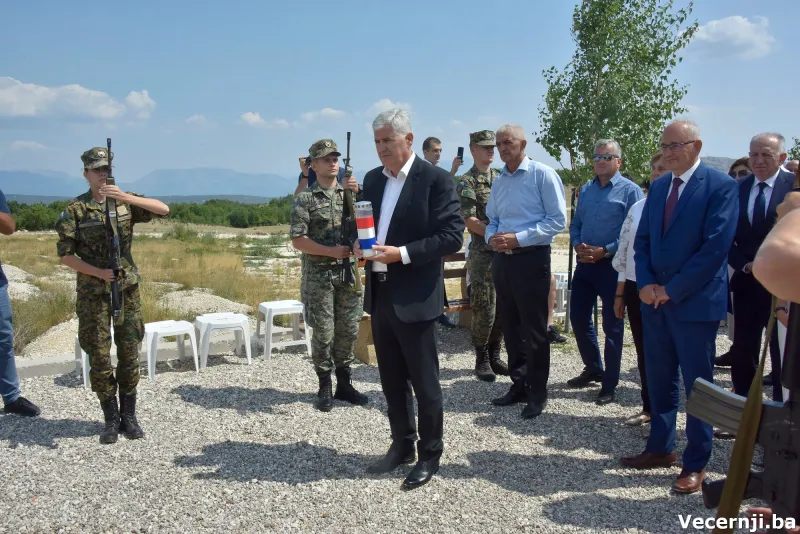 (FOTO) Misa na Bilima! Palić: Istina nema alternative! Čović: Skinut je veo šutnje o žrtvama Križnog puta  6