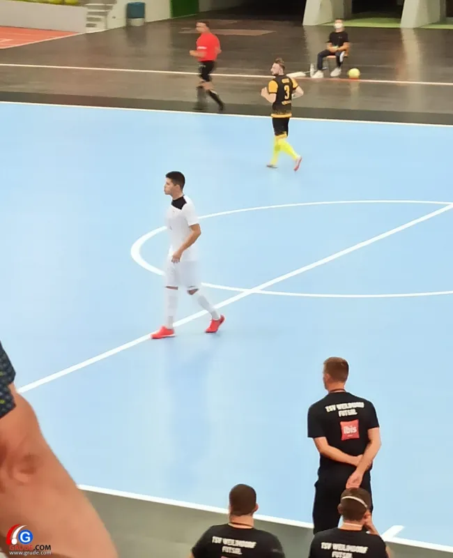 Ćorluka i Ivanković briljirali! Weilimdorf izvrsno otvorio Ligu prvaka 3