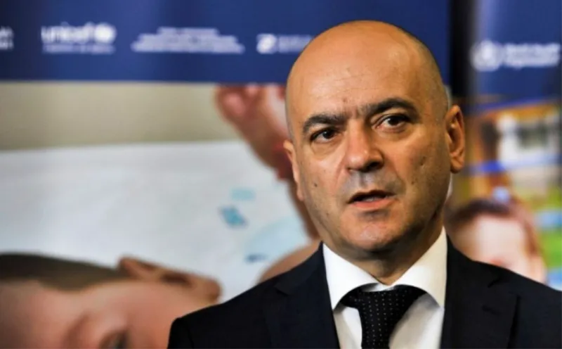 Čerkez: Živimo s koronavirusom, on je oko nas