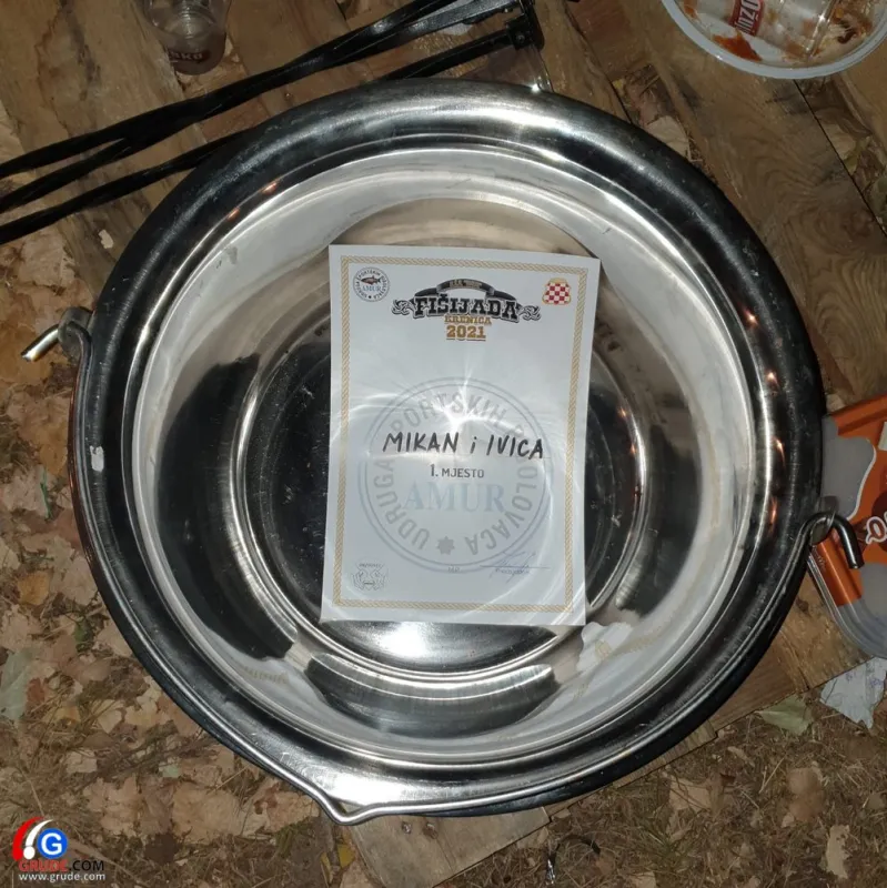 FOTO/VIDEO: Fišijada na Krenici! Natjecanje osvojili Mikan i Ivica, fešta uz ribu sve oduševila 1