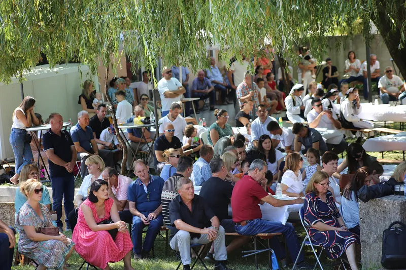 Sveta misa na najstarijem svetištu u Hercegovini: Gospa se tu ukazala sirotoj ženi koja je tražila vodu 1