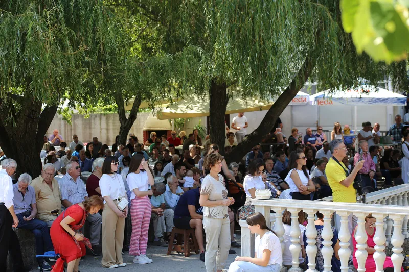 Sveta misa na najstarijem svetištu u Hercegovini: Gospa se tu ukazala sirotoj ženi koja je tražila vodu 9