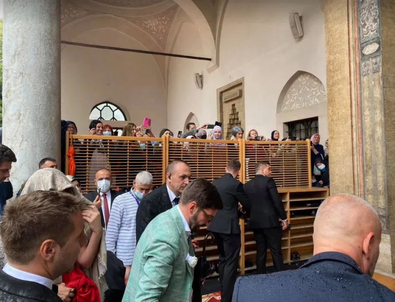Kum Erdogan stigao u svatove, milijun KM mladoženja iskeširao za 'sarajevsku svadbu stoljeća' 1