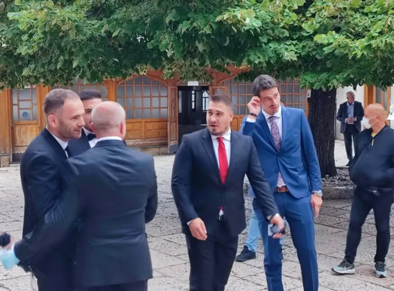 Kum Erdogan stigao u svatove, milijun KM mladoženja iskeširao za 'sarajevsku svadbu stoljeća' 2