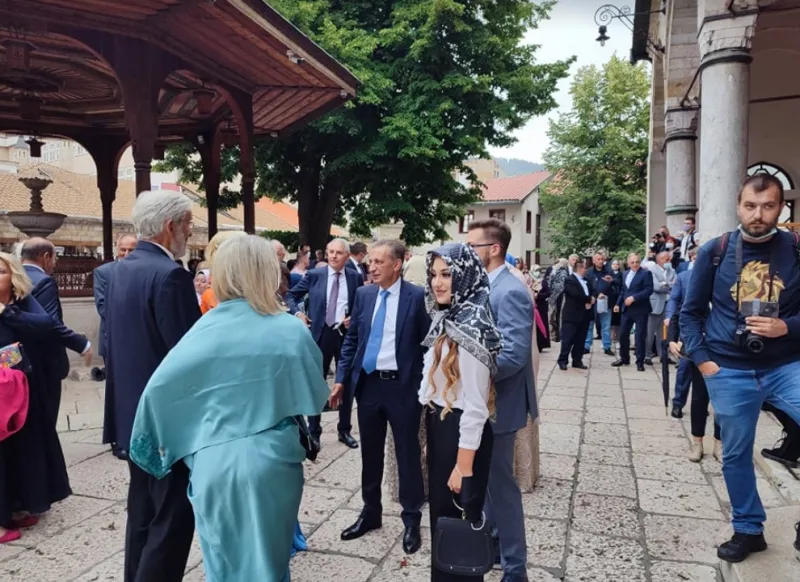 Kum Erdogan stigao u svatove, milijun KM mladoženja iskeširao za 'sarajevsku svadbu stoljeća' 5