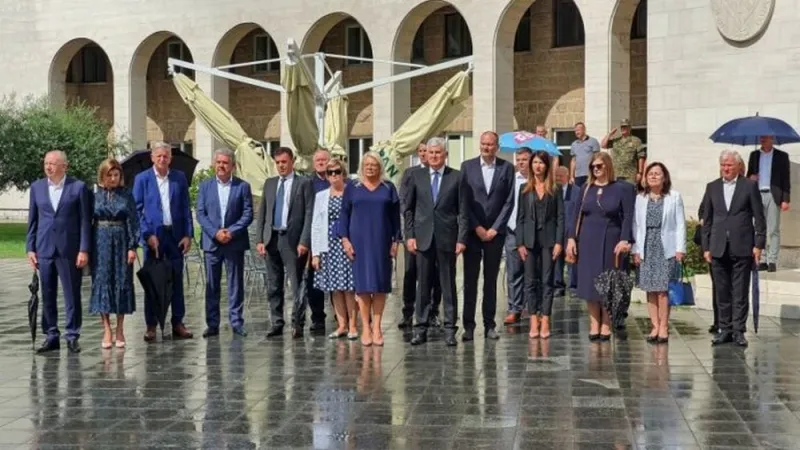 MOSTAR: Obilježena 28. godišnjica utemeljenja Hrvatske republike Herceg Bosne