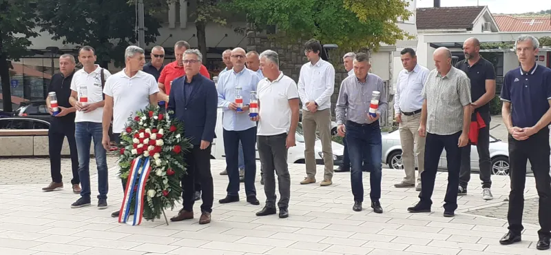 Grude: Obilježen dan Hrvatske Republike Herceg Bosne FOTO 1