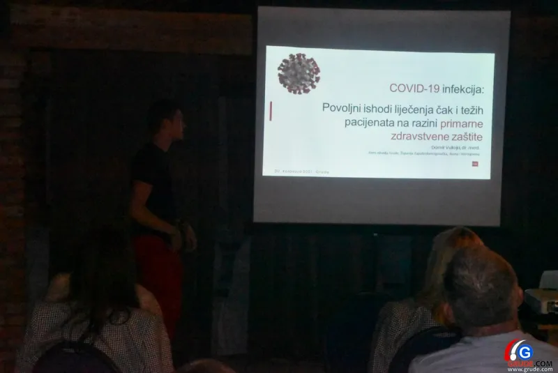 FOTO: U Grudama održano tematsko predavanje na temu 'Covid-19 Infekcija' 18