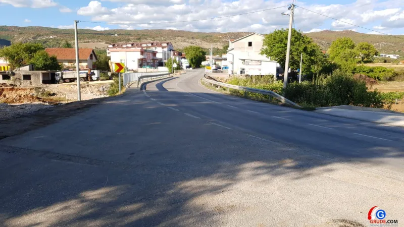 FOTO: Počeli radovi na lokaciji budućeg kružnog toka u Grudama 9