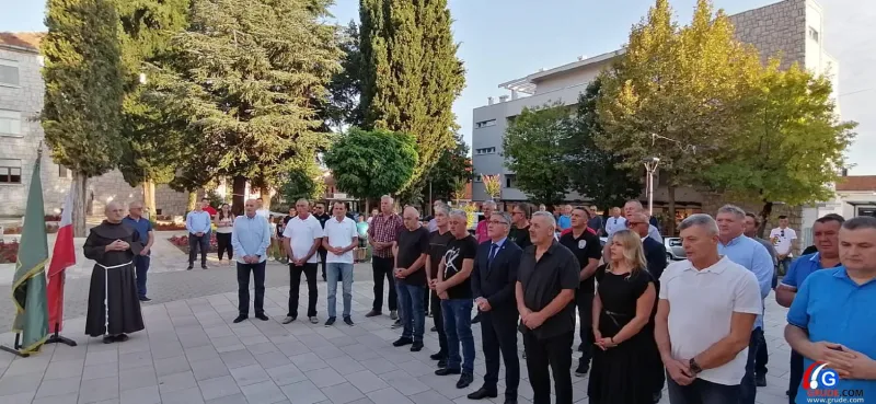 FOTO/VIDEO: OBILJEŽEN DAN HRVATSKIH BRANITELJA OPĆINE GRUDE 64