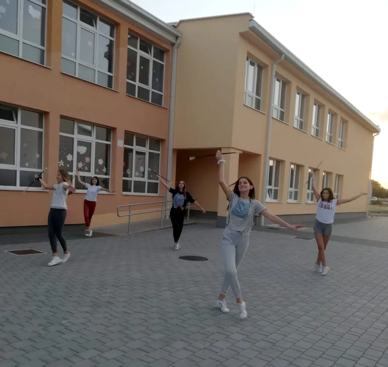FOTO: Grudske mažoretkinje krenule s treninzima, u tijeku je upis novih članica 1