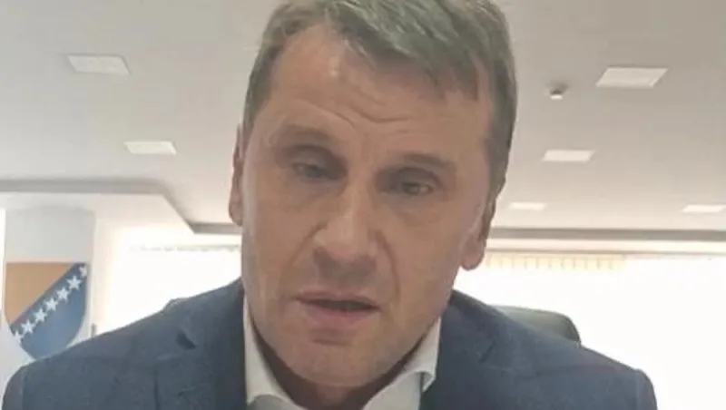 Novalić: Ja sam čovjek s invaliditetom, iz radničke obitelji, nisam lopov!