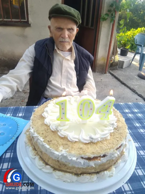 FOTO/VIDEO Mijo proslavio 104. rođendan riječima: 'HRVATSKI ČOVJEK BIO JE TENK, ŠTO JE SVE PREŽIVIO'' 1