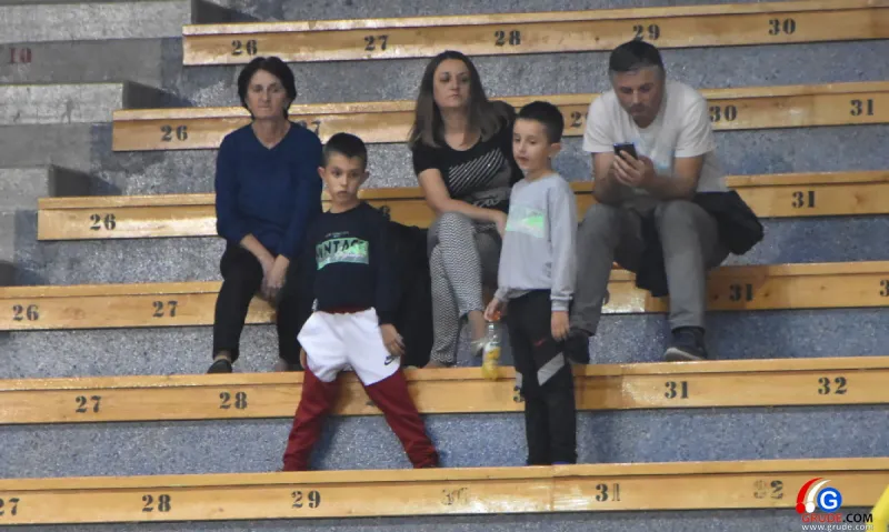 FOTOGALERIJA: Nikad mlađe Grude sezonu otvorile remijem 17
