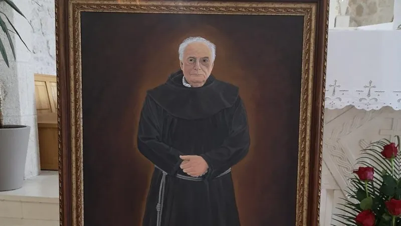 FOTO: Vjernici se u molitvi prisjetili svog fra Bernarda Marića