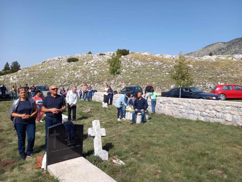 (FOTO) Održana selidbena misa: Fra Josip Vlašić naslijedio fra Antu Marića  3