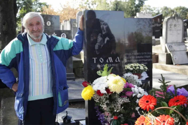 Na obljetnicu Tomine smrti preminuo Ivan Zdravković