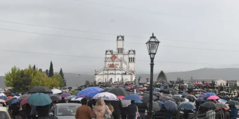 Poruka iz Gruda: OTETO PROKLETO! Dokumentiranu laž strovalimo u provaliju