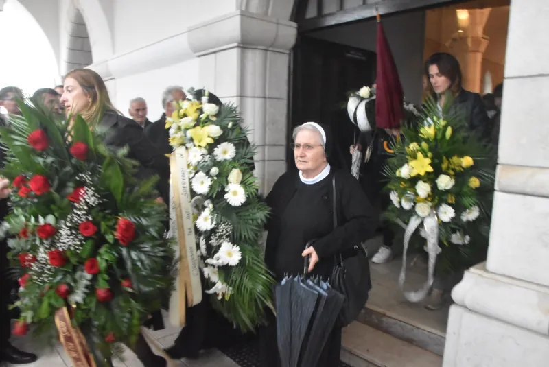 FOTO: HERCEGOVINA ISPRATILA SVOG FRA ANTU ŠARAVANJU U ZAGRLJAJ KRISTU 107