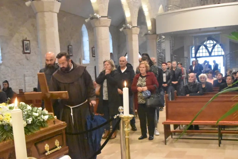 FOTO: HERCEGOVINA ISPRATILA SVOG FRA ANTU ŠARAVANJU U ZAGRLJAJ KRISTU 10