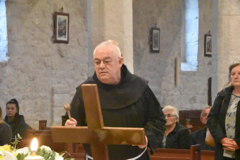 FOTO: HERCEGOVINA ISPRATILA SVOG FRA ANTU ŠARAVANJU U ZAGRLJAJ KRISTU 12