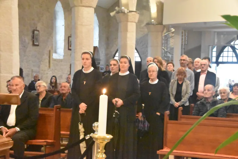 FOTO: HERCEGOVINA ISPRATILA SVOG FRA ANTU ŠARAVANJU U ZAGRLJAJ KRISTU 20