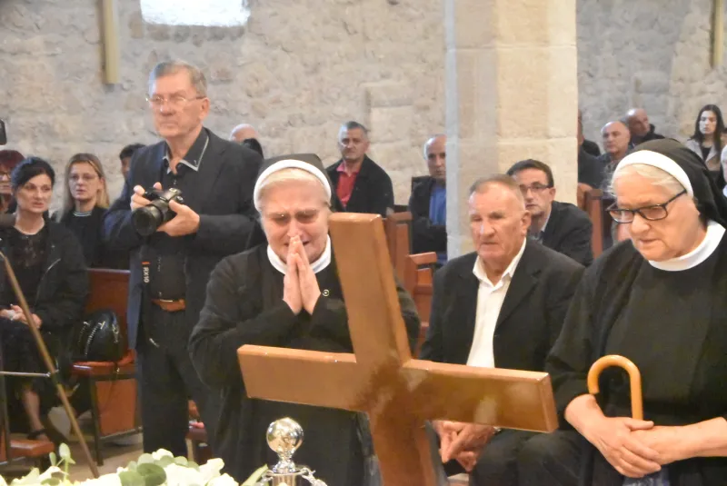 FOTO: HERCEGOVINA ISPRATILA SVOG FRA ANTU ŠARAVANJU U ZAGRLJAJ KRISTU 41