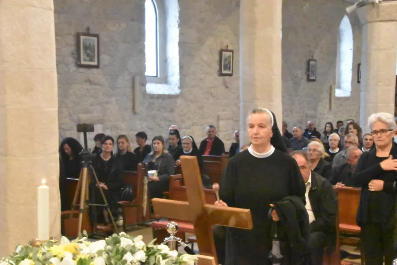 FOTO: HERCEGOVINA ISPRATILA SVOG FRA ANTU ŠARAVANJU U ZAGRLJAJ KRISTU 44