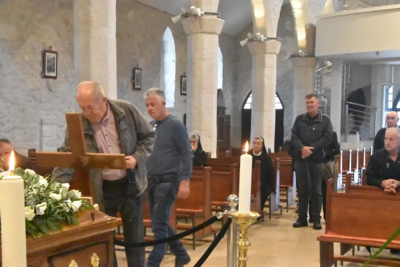 FOTO: HERCEGOVINA ISPRATILA SVOG FRA ANTU ŠARAVANJU U ZAGRLJAJ KRISTU 4