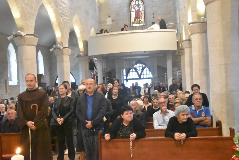 FOTO: HERCEGOVINA ISPRATILA SVOG FRA ANTU ŠARAVANJU U ZAGRLJAJ KRISTU 50