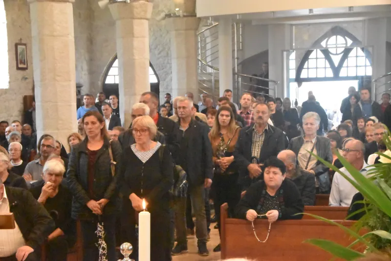 FOTO: HERCEGOVINA ISPRATILA SVOG FRA ANTU ŠARAVANJU U ZAGRLJAJ KRISTU 57