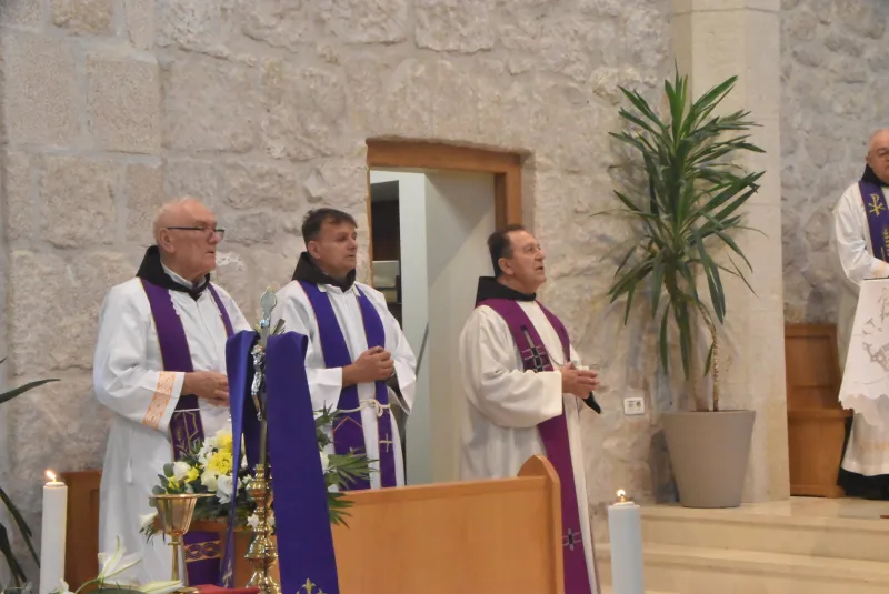 FOTO: HERCEGOVINA ISPRATILA SVOG FRA ANTU ŠARAVANJU U ZAGRLJAJ KRISTU 64