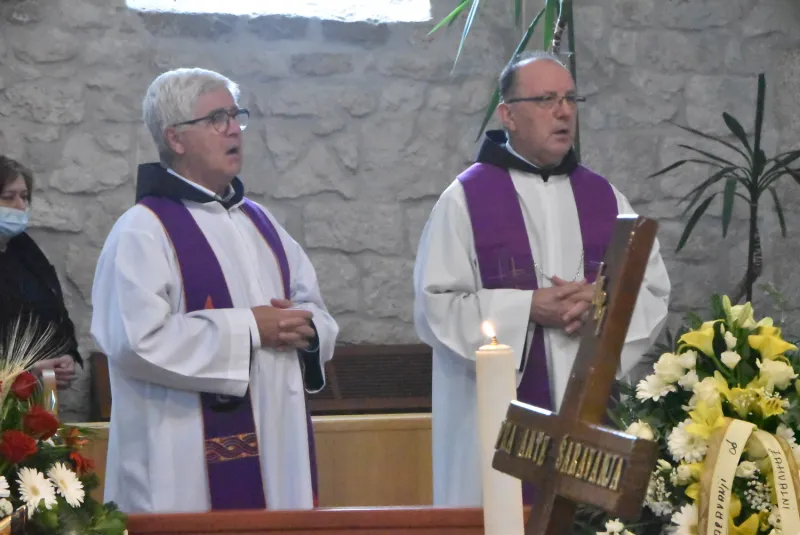 FOTO: HERCEGOVINA ISPRATILA SVOG FRA ANTU ŠARAVANJU U ZAGRLJAJ KRISTU 65