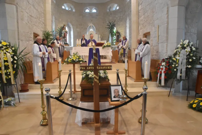 FOTO: HERCEGOVINA ISPRATILA SVOG FRA ANTU ŠARAVANJU U ZAGRLJAJ KRISTU 67
