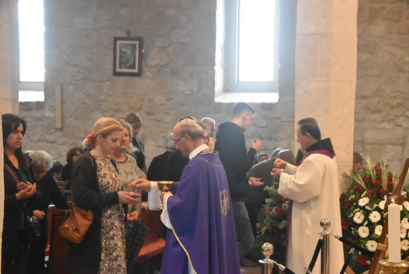 FOTO: HERCEGOVINA ISPRATILA SVOG FRA ANTU ŠARAVANJU U ZAGRLJAJ KRISTU 85