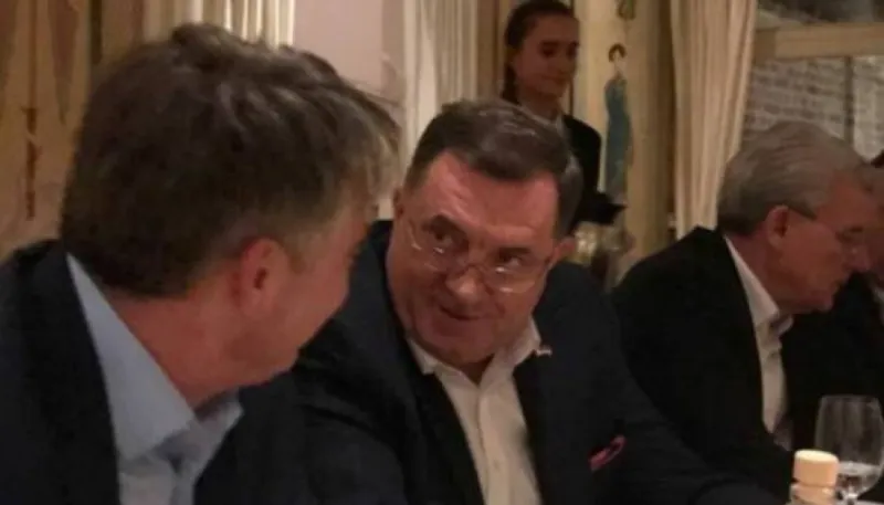 Dodik: Komšić i ja smo pili rakiju u Džaferovićevu uredu! Komšić: Jesmo, pili smo i nazdravljali