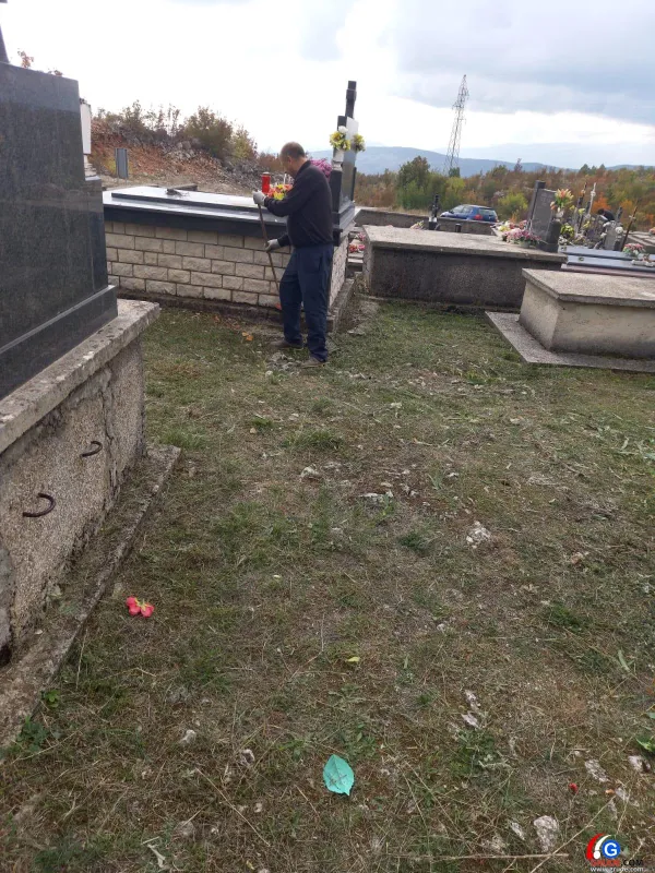 FOTO: Na Cerama očistili grobove onih koji tu počivaju, uredili i okoliš 11