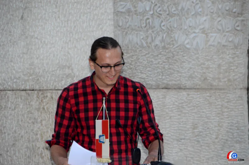 Gruđanin Filip Pešorda – Mlada nada hrvatske književnosti