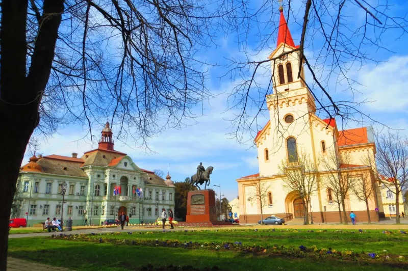 Zrenjaninska biskupija zabranjuje rad svim svećenicima koji se nisu cijepili