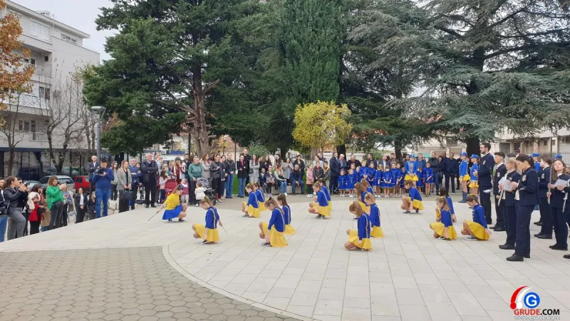 FOTO&VIDEO: Gradska glazba Imotski i Grudske mažoretkinje uveličali Dan općine Grude 4