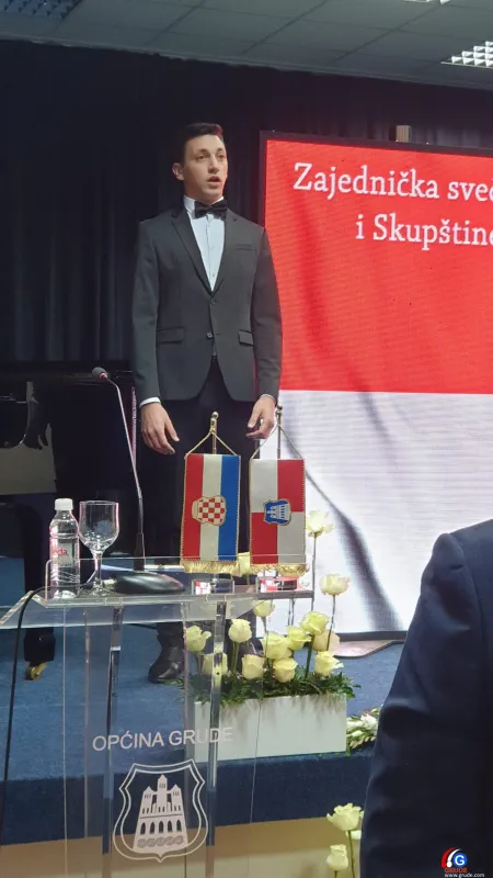FOTO&VIDEO: OTVOREN SPOMENIK HERCEG BOSNI U GRUDAMA! 3