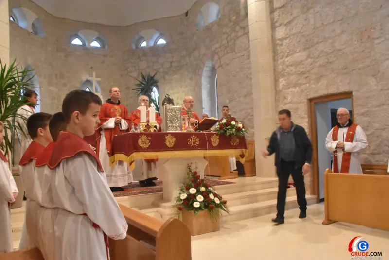 FOTO/VIDEO: GRUDE PROSLAVILE BLAGDAN SVETE KATE! FRA MILE VLAŠIĆ: MUČENICI SU NAJJAČA SNAGA CRKVE, CRKVA AKO NIJE MUČENIČKA IZDALA JE KRISTA 8