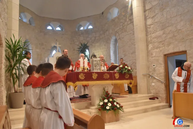 FOTO/VIDEO: GRUDE PROSLAVILE BLAGDAN SVETE KATE! FRA MILE VLAŠIĆ: MUČENICI SU NAJJAČA SNAGA CRKVE, CRKVA AKO NIJE MUČENIČKA IZDALA JE KRISTA 9