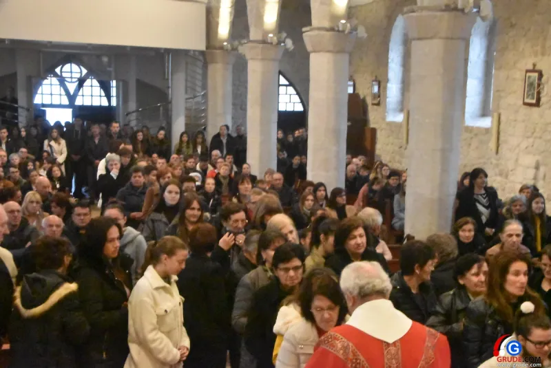 FOTO/VIDEO: GRUDE PROSLAVILE BLAGDAN SVETE KATE! FRA MILE VLAŠIĆ: MUČENICI SU NAJJAČA SNAGA CRKVE, CRKVA AKO NIJE MUČENIČKA IZDALA JE KRISTA 58