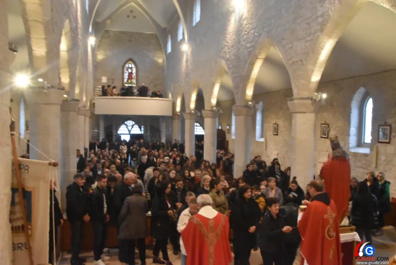 FOTO/VIDEO: GRUDE PROSLAVILE BLAGDAN SVETE KATE! FRA MILE VLAŠIĆ: MUČENICI SU NAJJAČA SNAGA CRKVE, CRKVA AKO NIJE MUČENIČKA IZDALA JE KRISTA 64