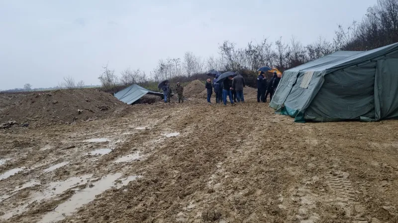 NA SMETLIŠTU KRAJ VUKOVARA OTKRIVENA MASOVNA GROBNICA: Pronađeno 10 žrtava