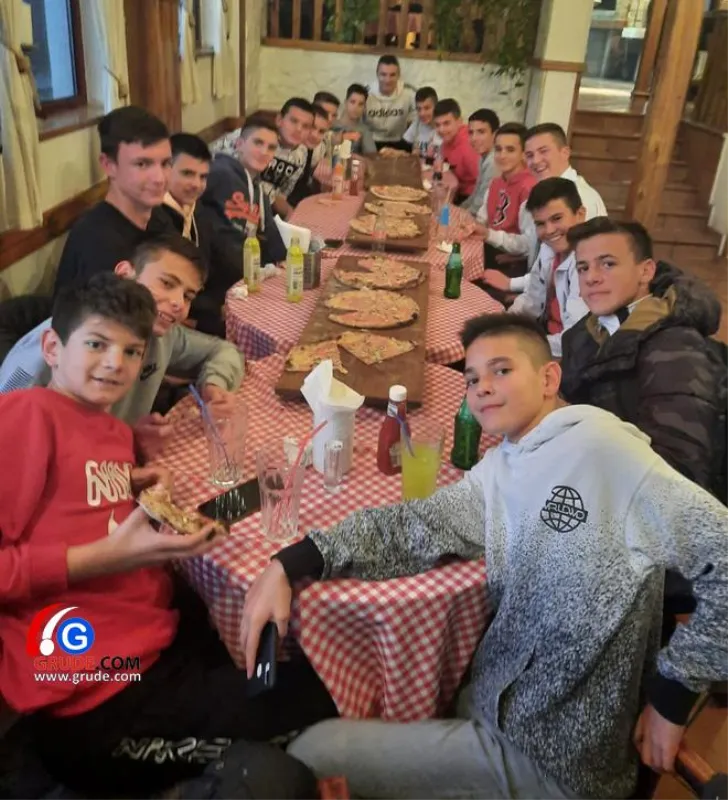 GRUDSKI PIONIRI PRVACI POLUSEZONE! Trener Miro Primorac s 24 mlade nade ostvario izvrstan rezultat! 2