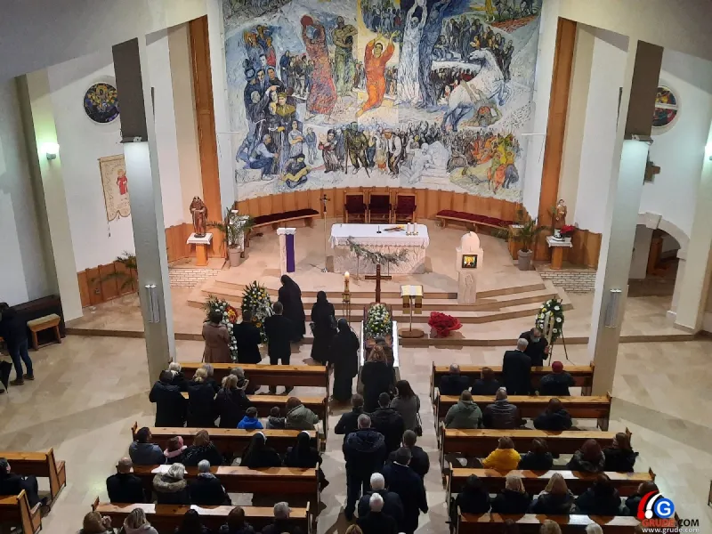 FOTO: HERCEGOVINA SE OPRAŠTA OD FRA NIKOLE SPUŽEVIĆA 5