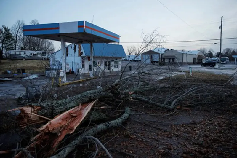 'Izgledalo je kao ratna zona... pogledajte kako Kentucky izgleda nakon tornada 1
